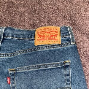 Levi's Classic Blue Jeans 33W X  32L
